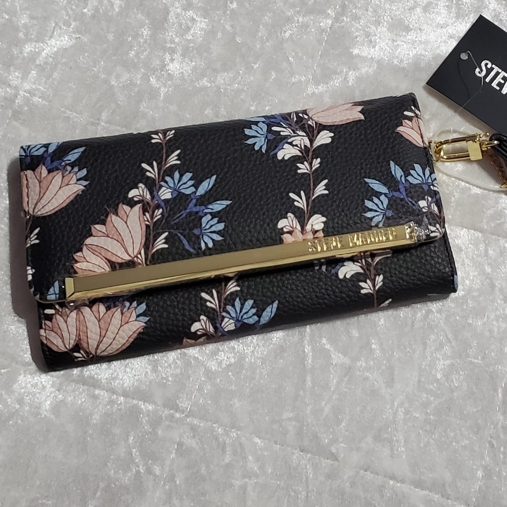 Steve Madden Black Floral Wallet/Wristlet